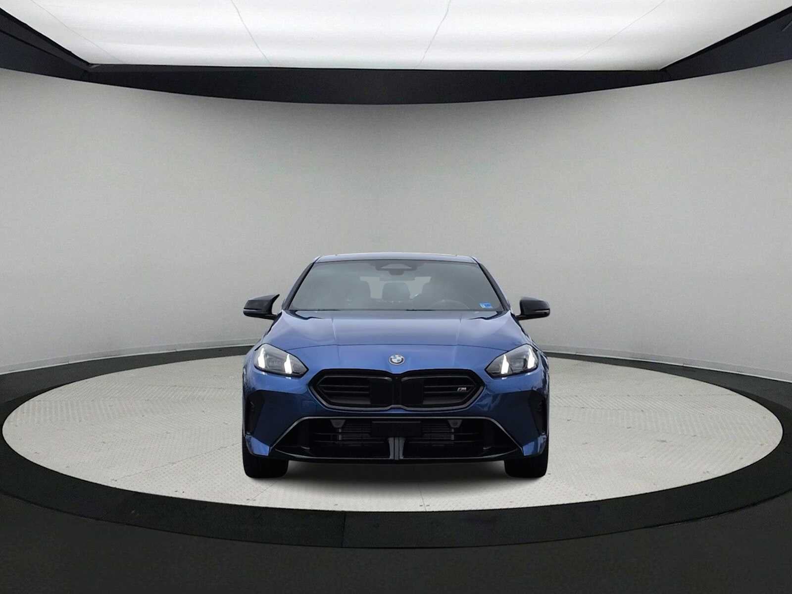 2025 BMW M235 xDrive M235 xDrive