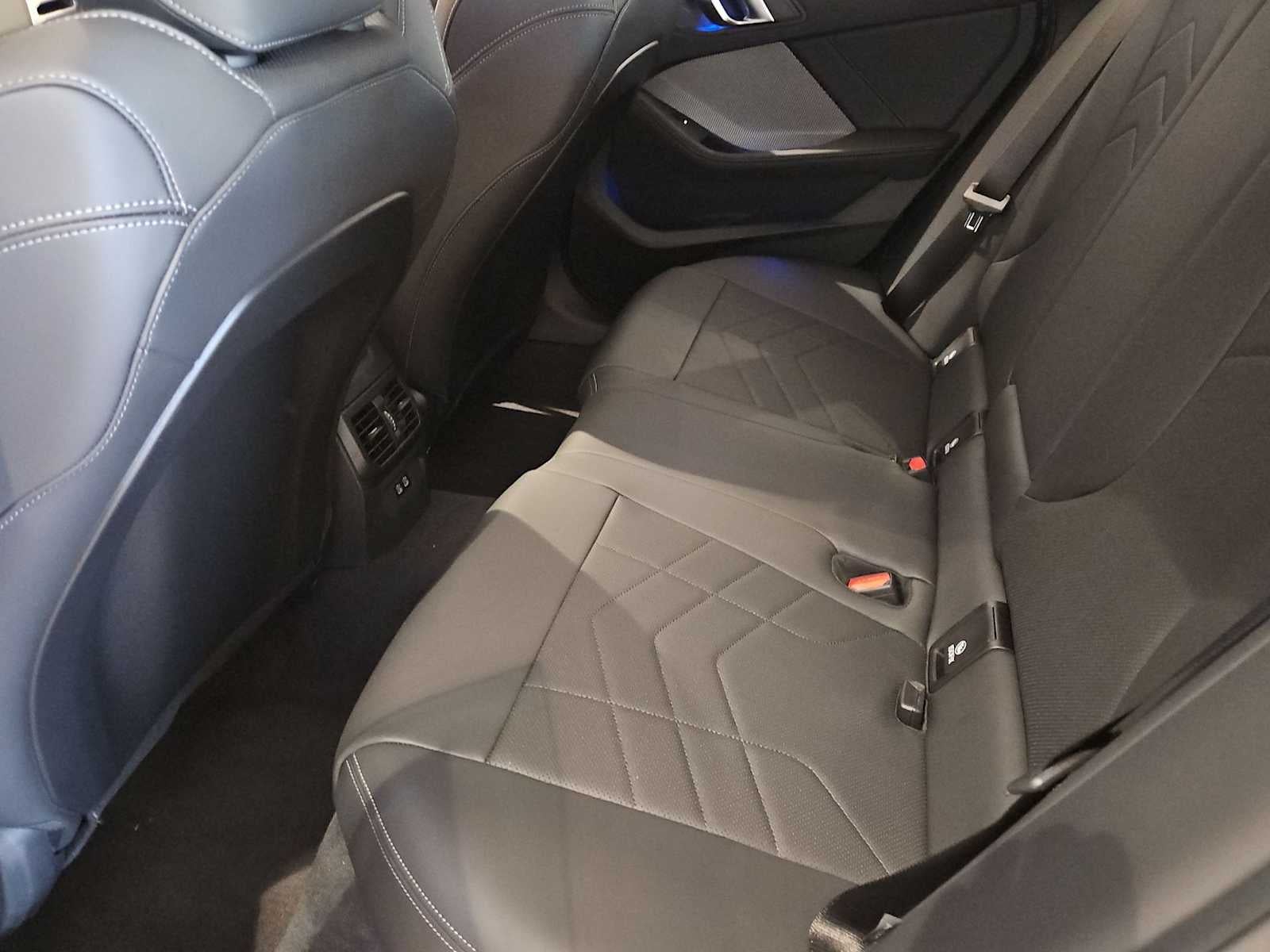 2026 BMW 235i M235 xDrive