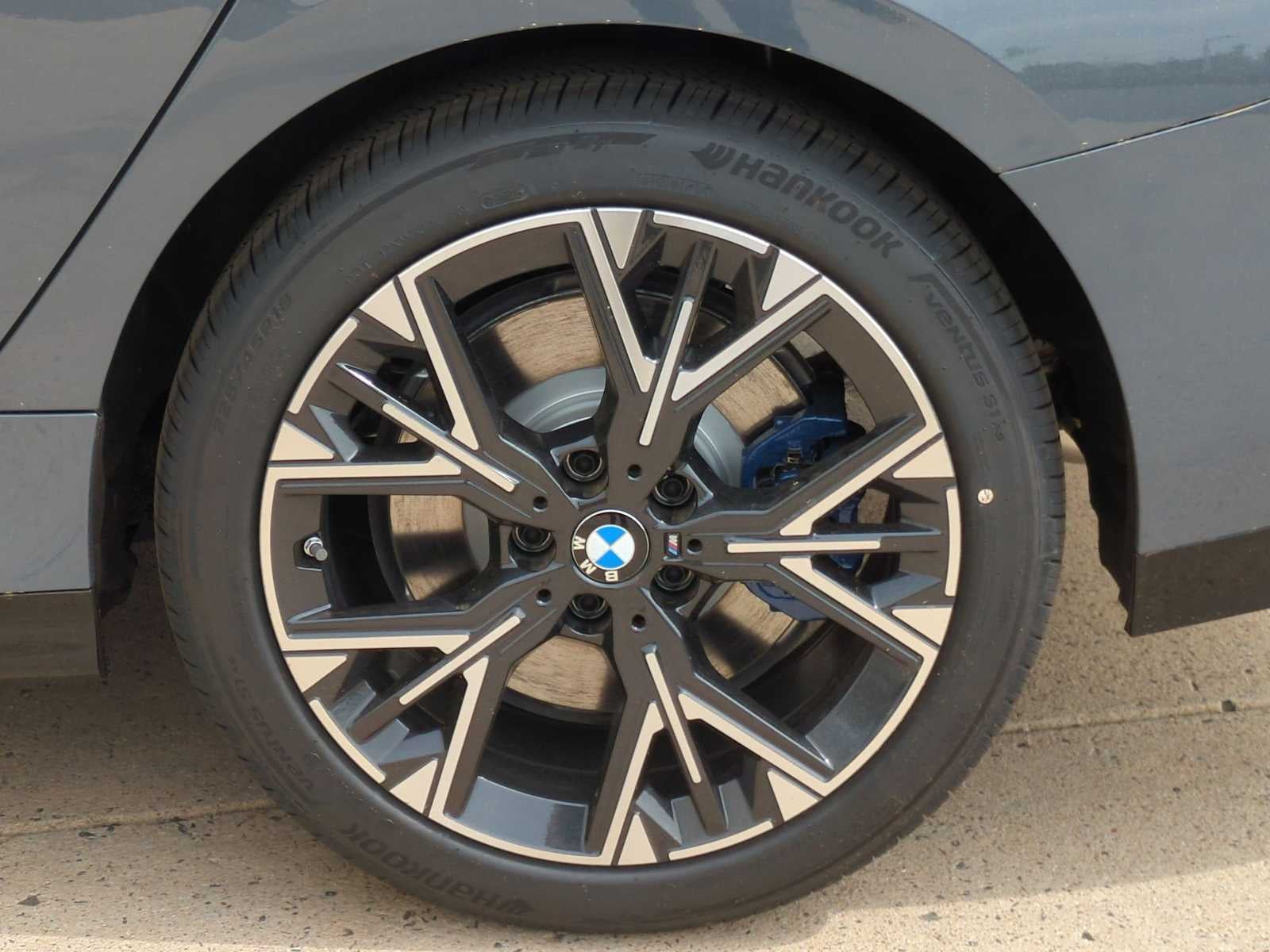 2025 BMW 235i M235 xDrive