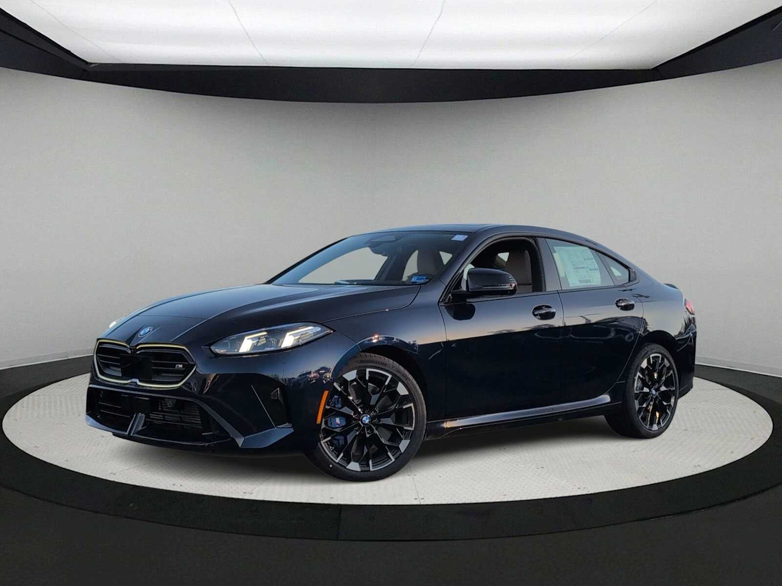 2026 BMW 235i M235 xDrive