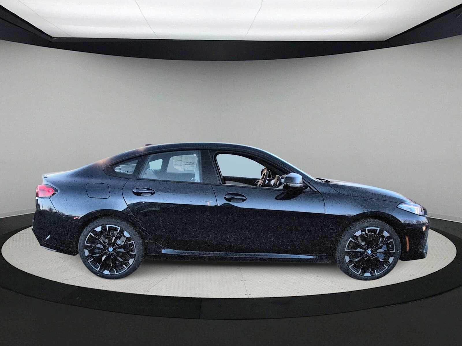 2026 BMW 235i M235 xDrive