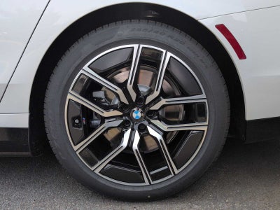 2026 BMW 7 Series 750e xDrive