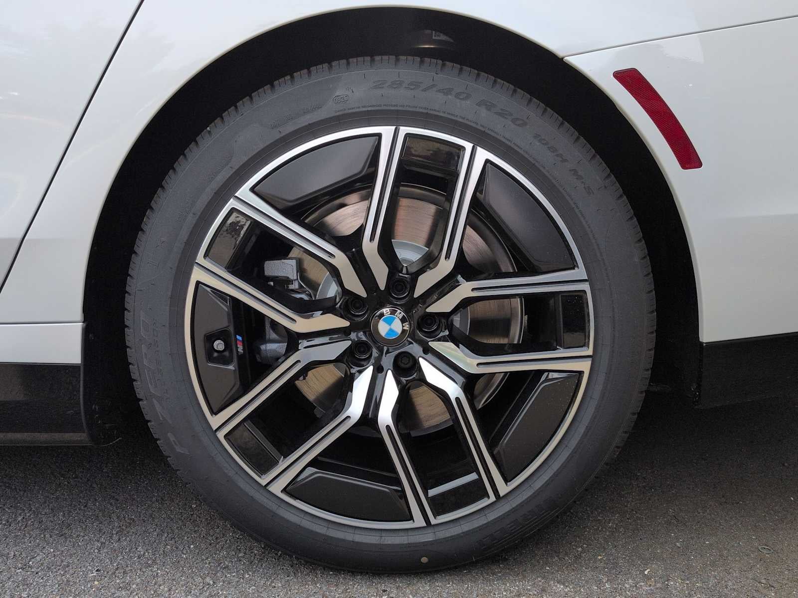 2026 BMW 7 Series 750e xDrive
