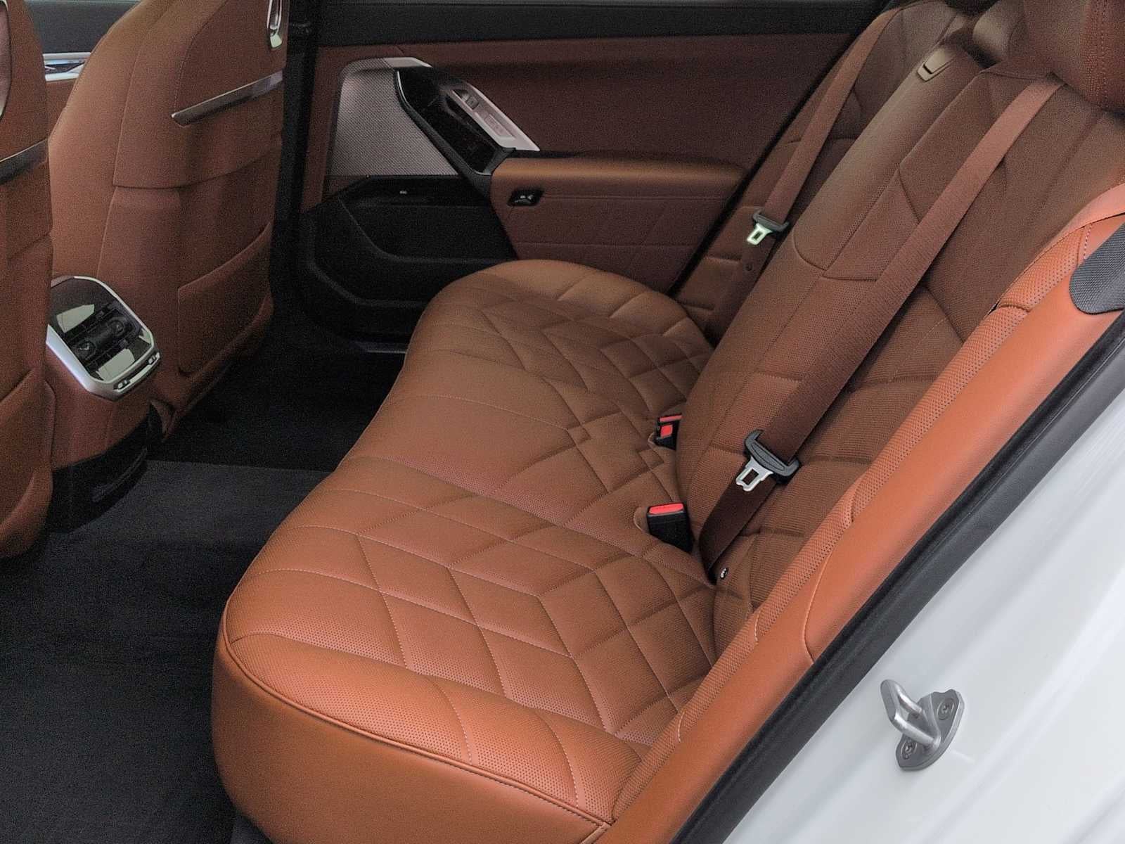 2026 BMW 7 Series 750e xDrive