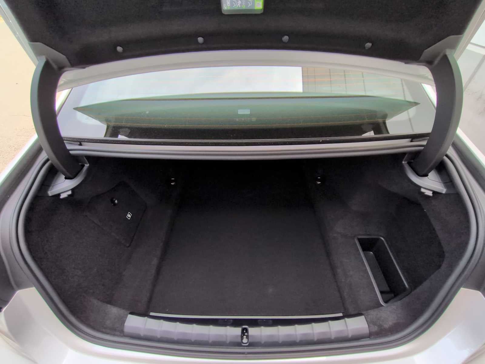 2026 BMW 7 Series 750e xDrive