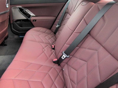 2026 BMW 750e xDrive 750e xDrive