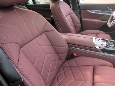 2026 BMW 750e xDrive 750e xDrive