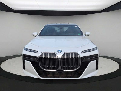 2026 BMW 750e xDrive 750e xDrive