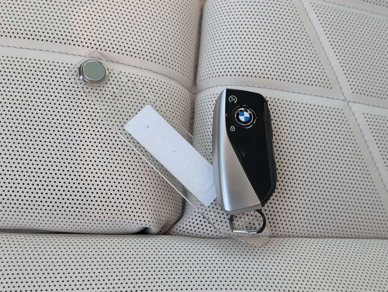 2026 BMW 750e xDrive 750e xDrive