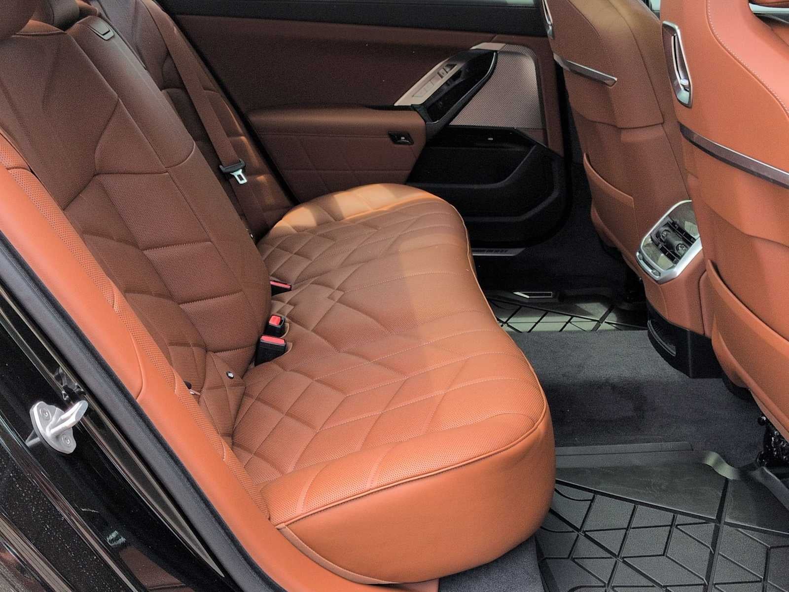 2026 BMW 750e xDrive 750e xDrive