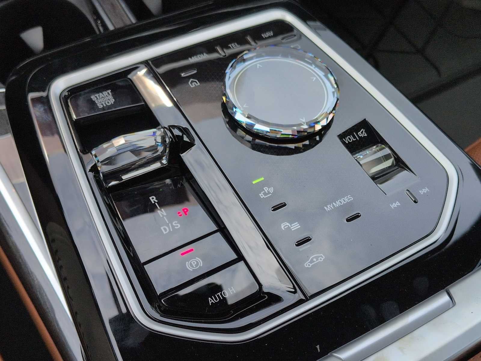 2026 BMW 750e xDrive 750e xDrive