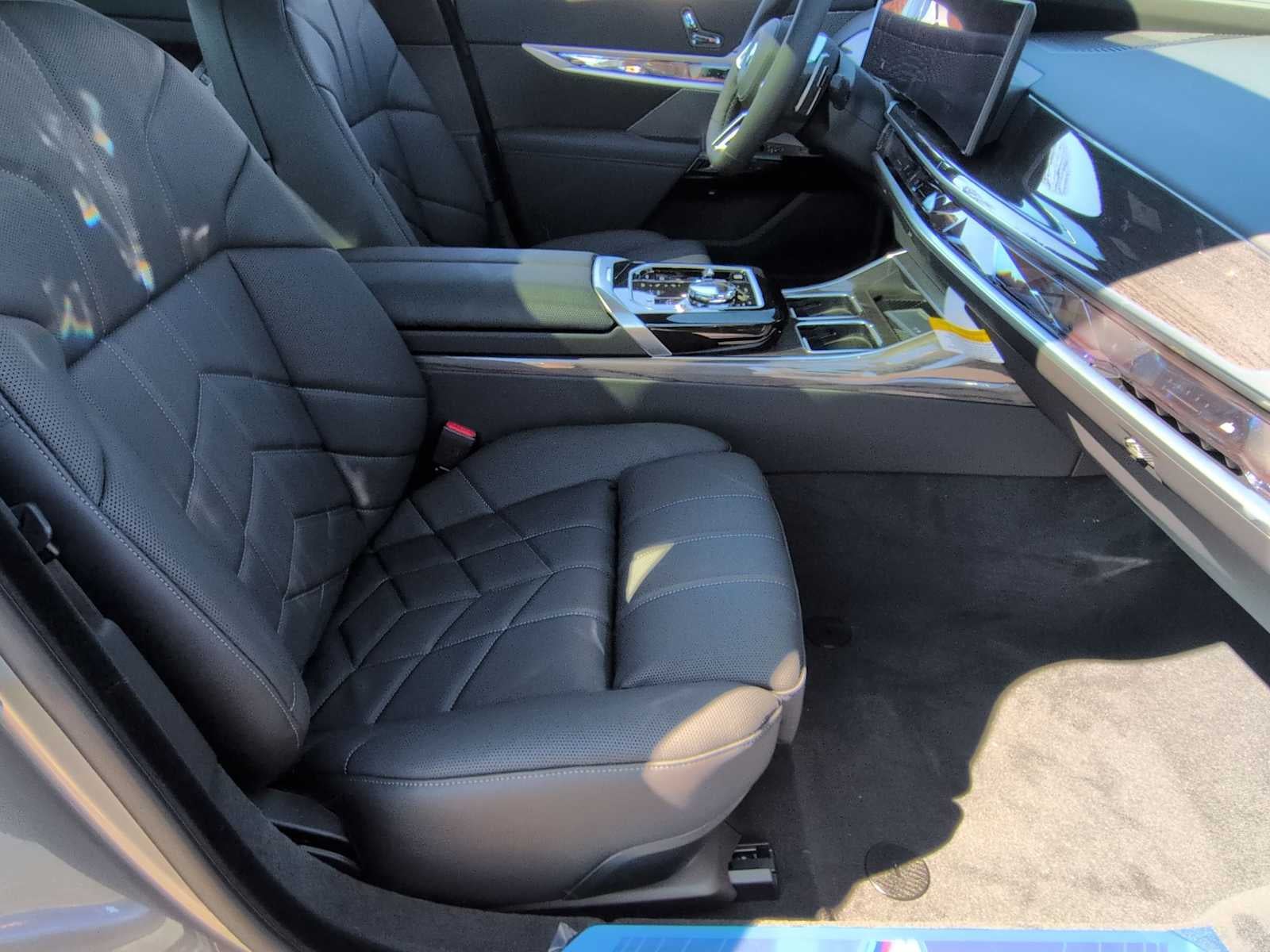 2026 BMW 750e xDrive 750e xDrive