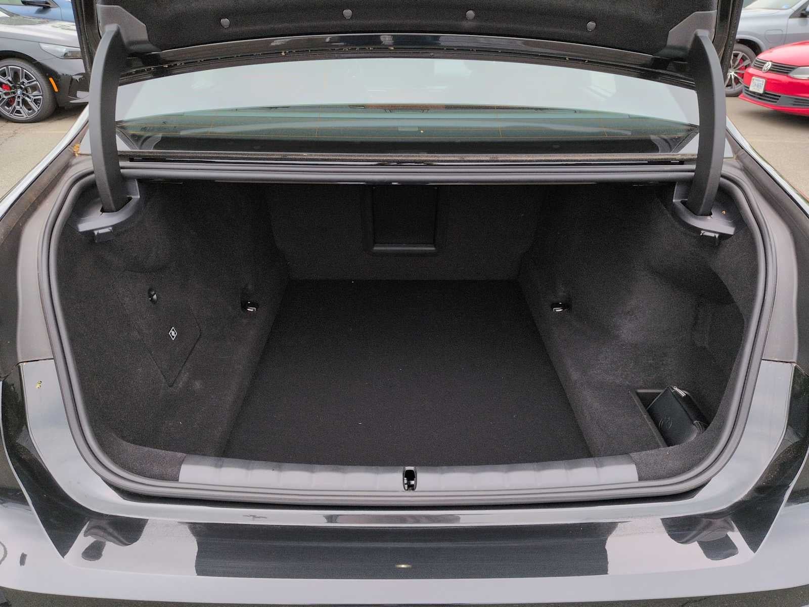 2026 BMW 7 Series 750e xDrive