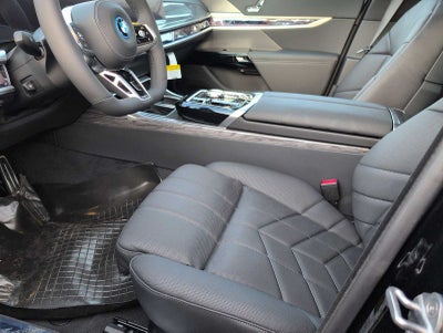 2026 BMW 750e xDrive 750e xDrive