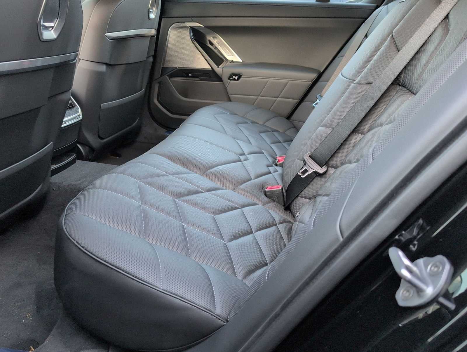 2026 BMW 750e xDrive 750e xDrive