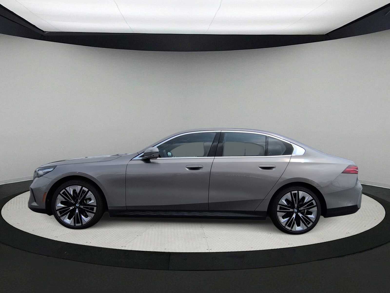 2024 BMW 5 Series 530i xDrive