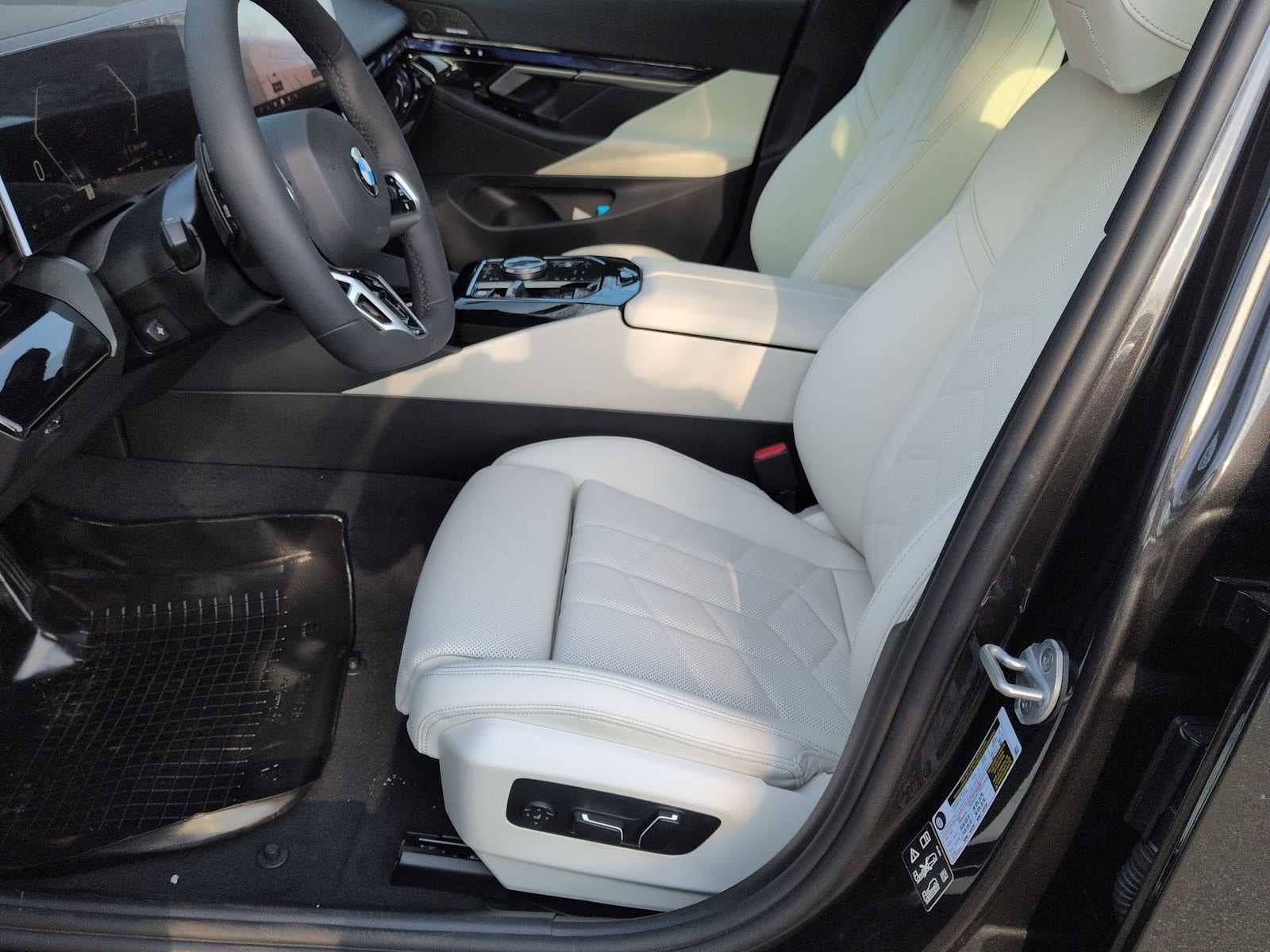 2026 BMW 530i 530i xDrive