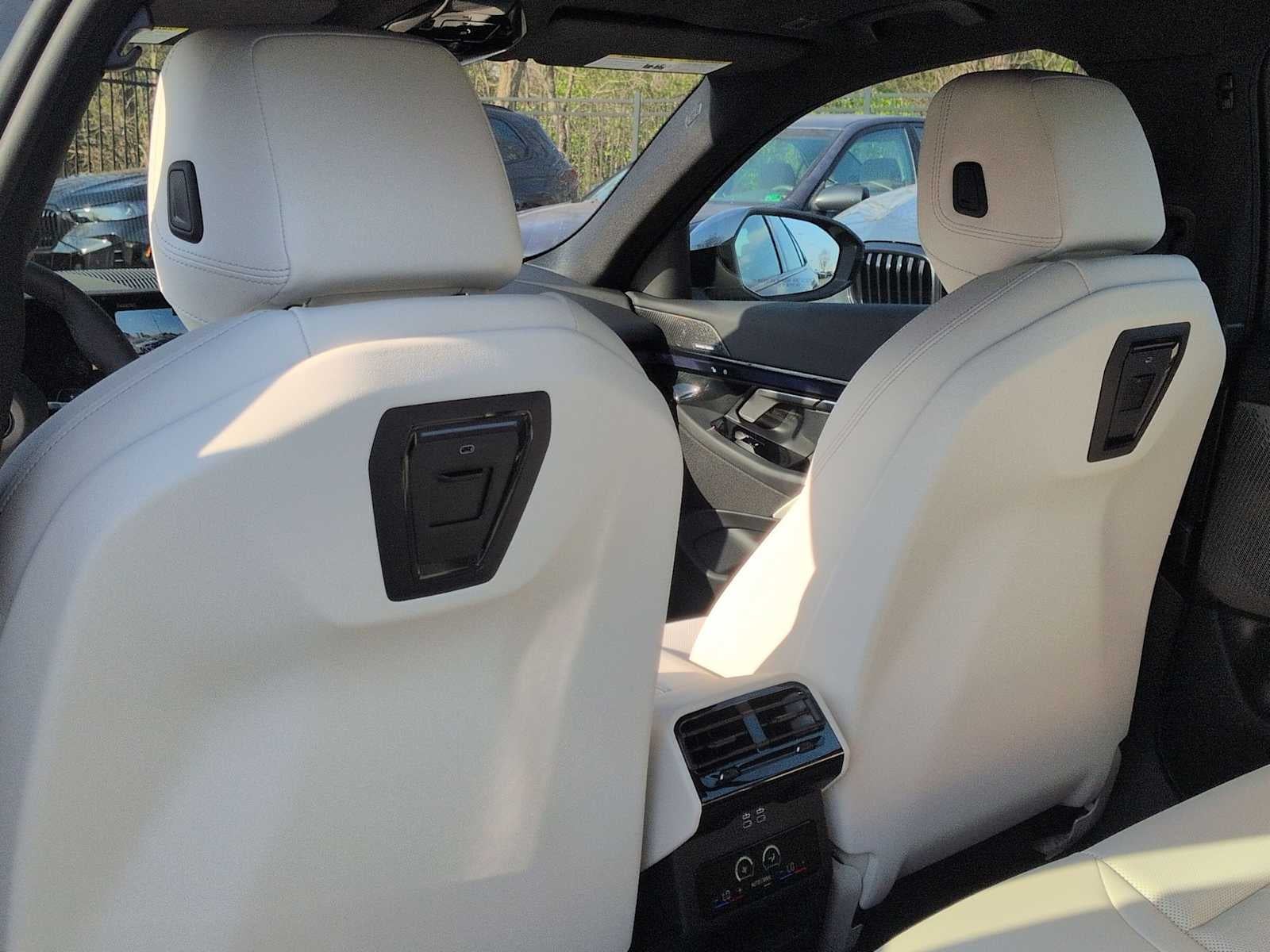 2026 BMW 530i 530i xDrive