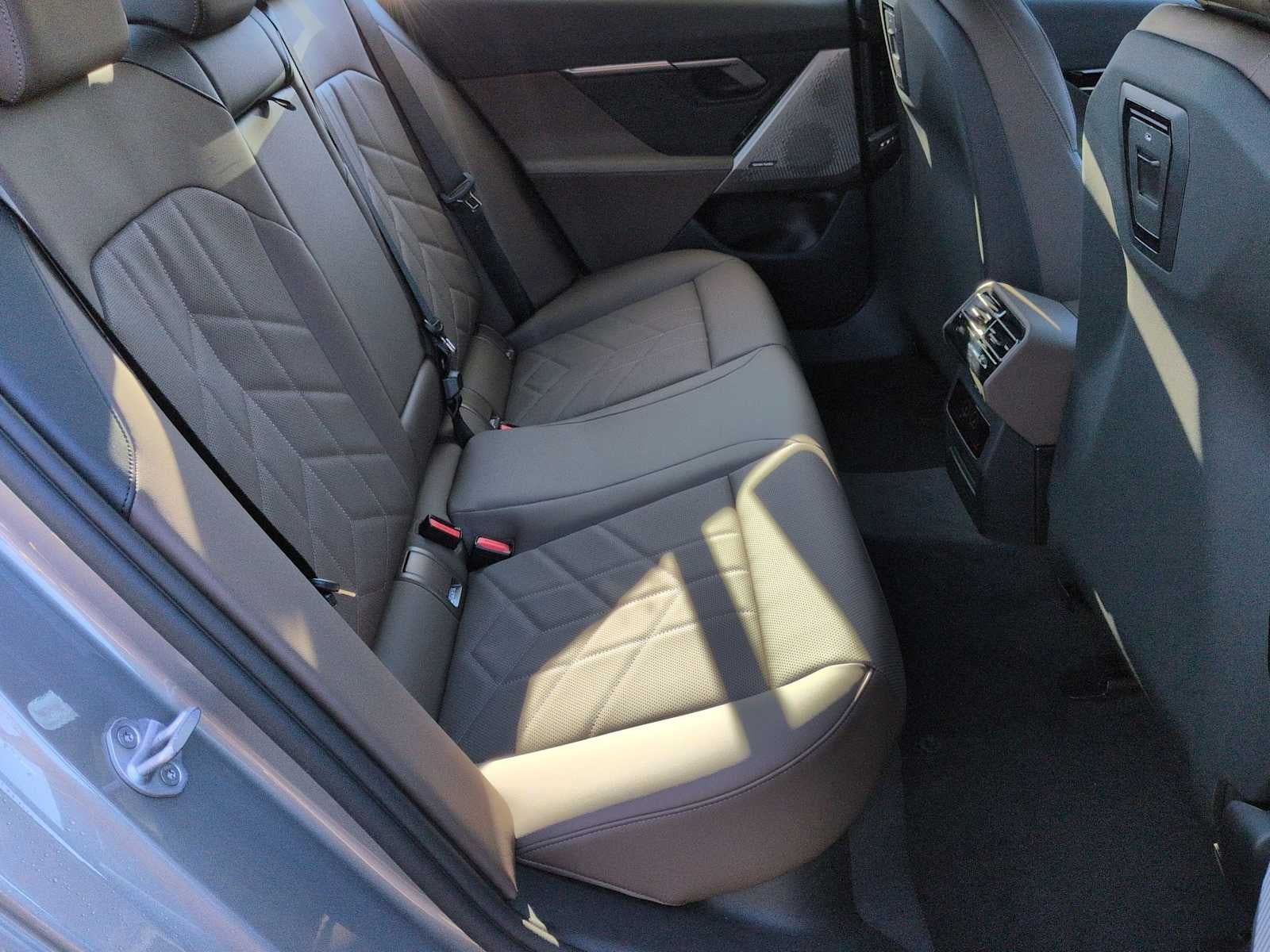 2026 BMW 530i 530i xDrive