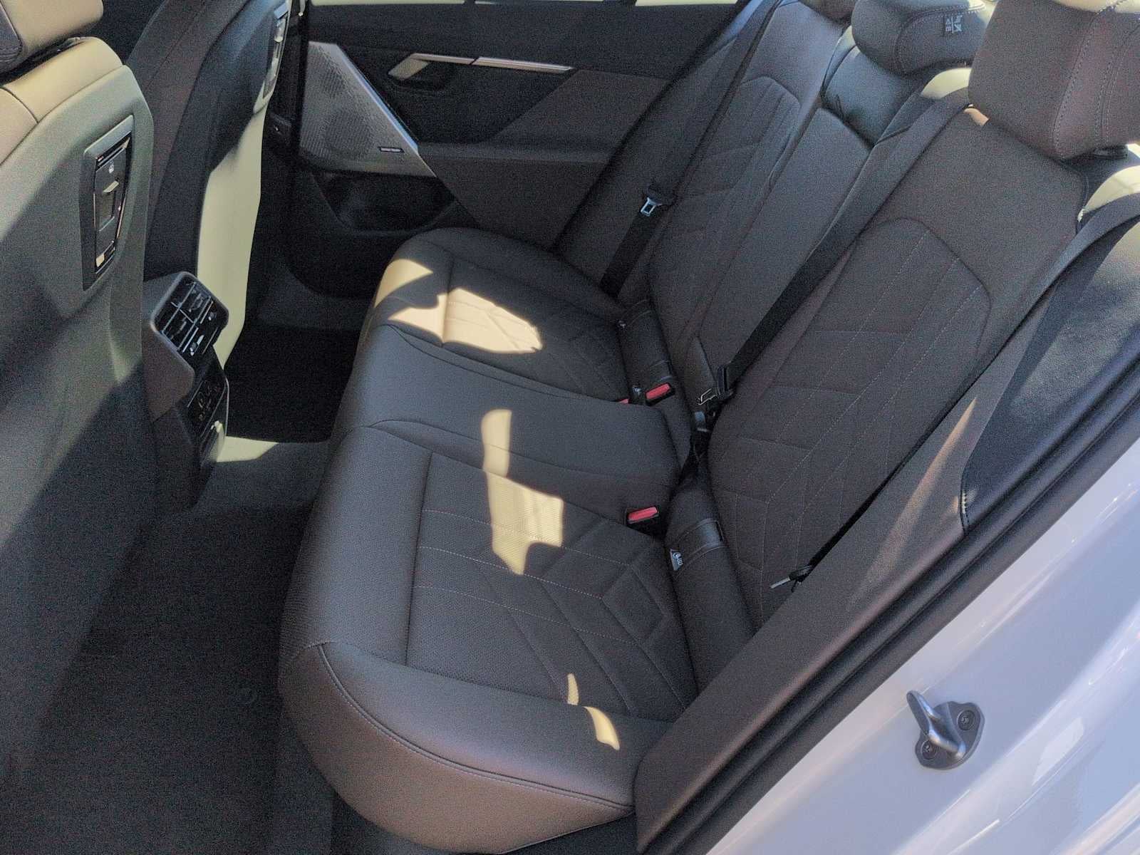 2026 BMW 530i 530i xDrive