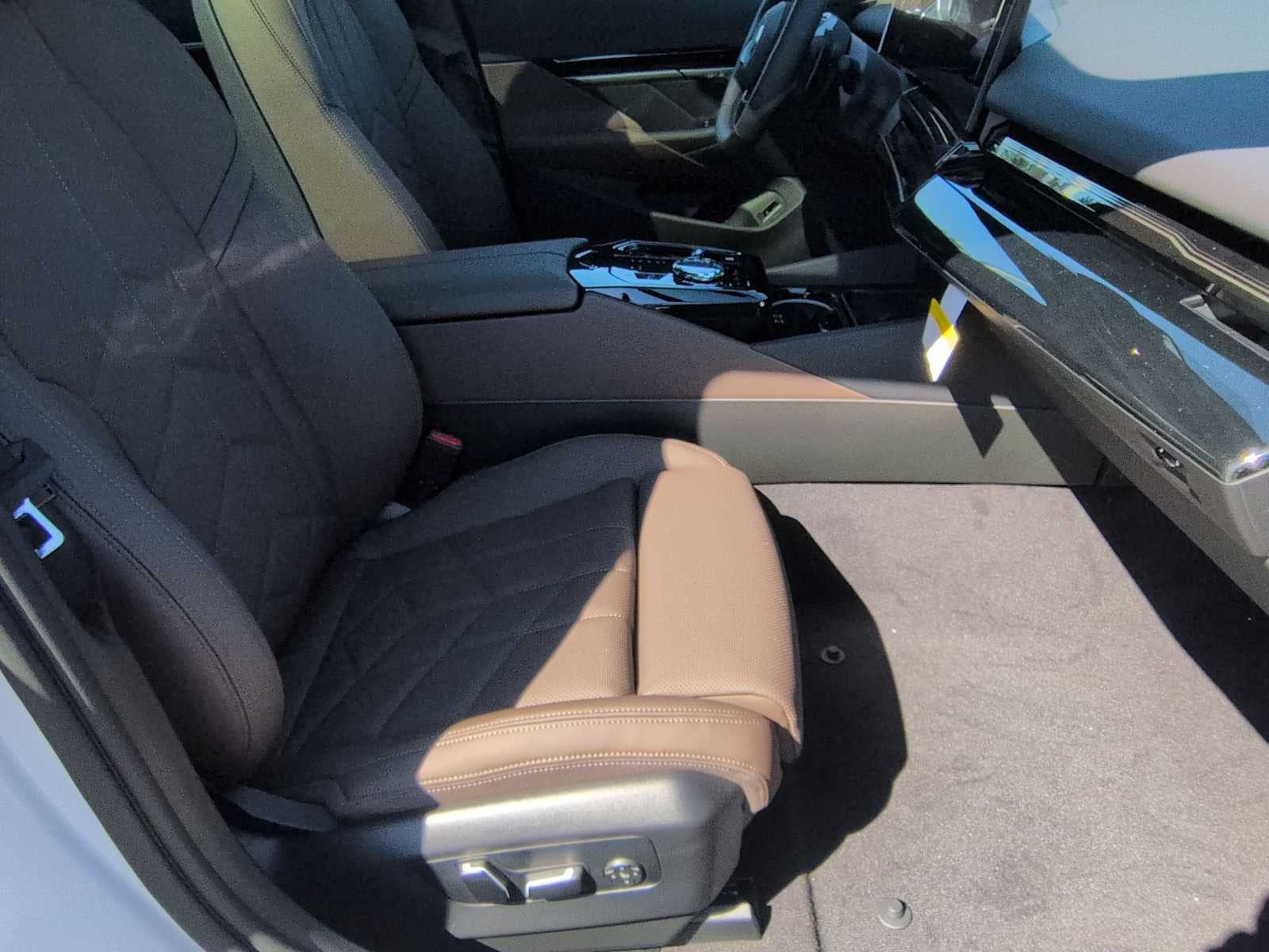 2026 BMW 530i 530i xDrive