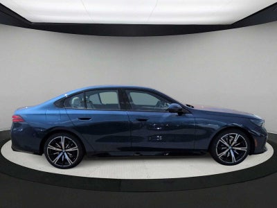 2026 BMW 530i 530i xDrive