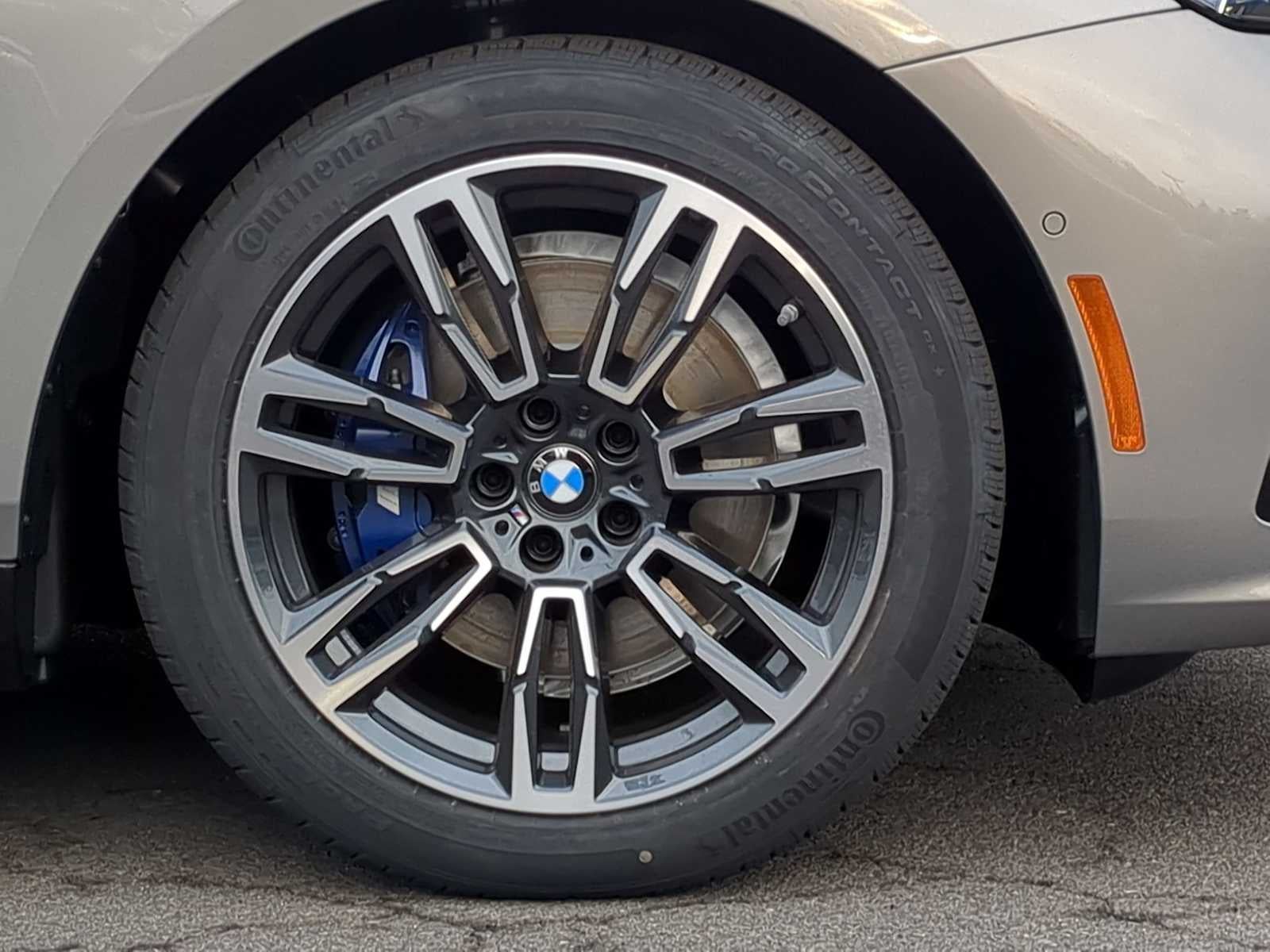 2026 BMW 530i 530i xDrive