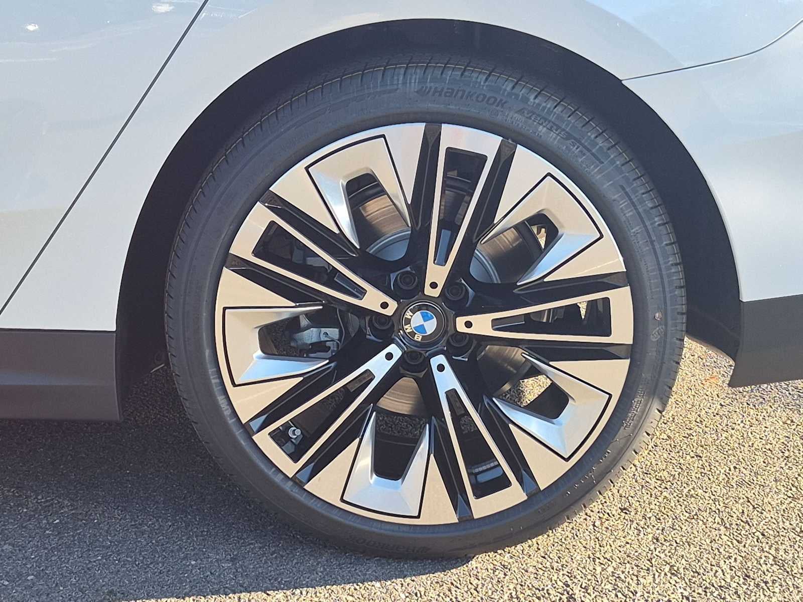2027 BMW 5 Series 530i xDrive