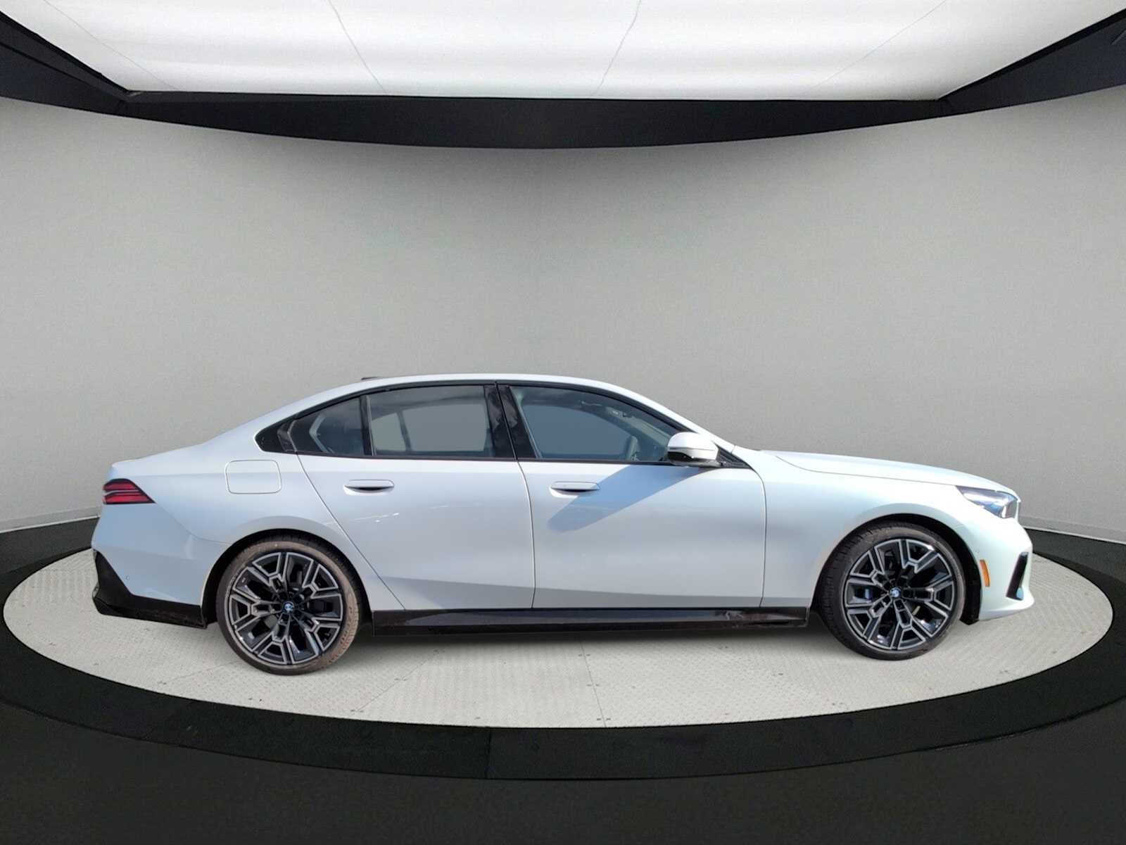 2026 BMW 530i 530i xDrive