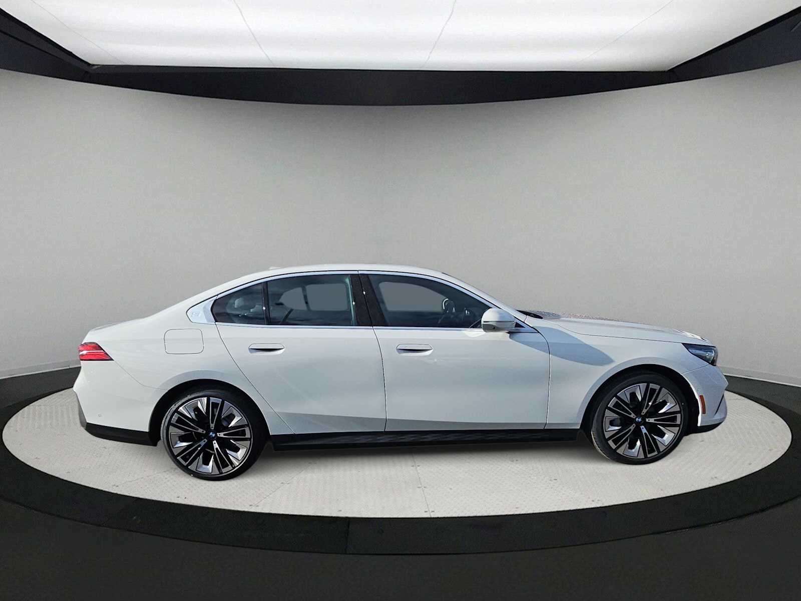 2026 BMW 530i 530i xDrive