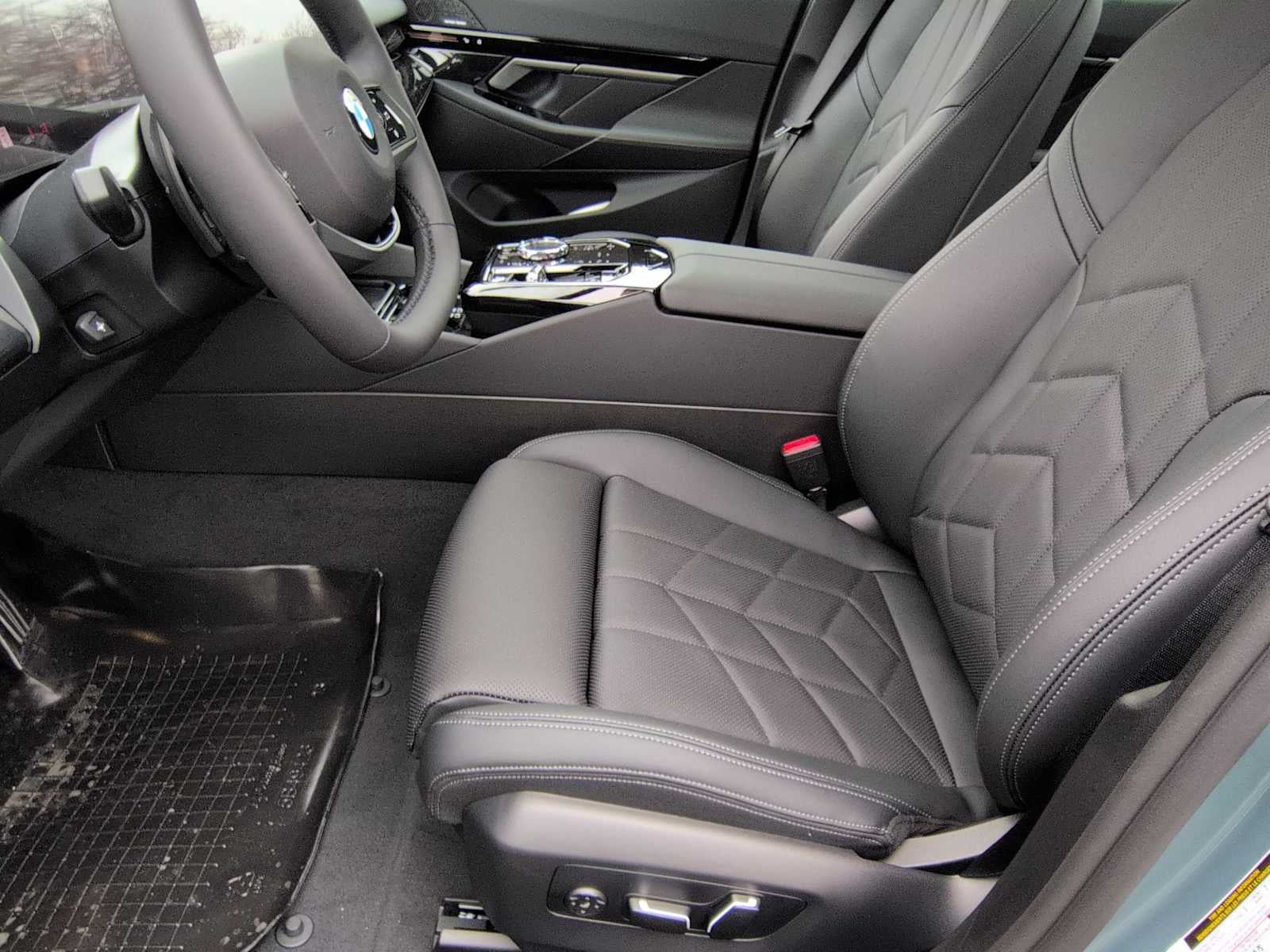 2026 BMW 530i 530i xDrive