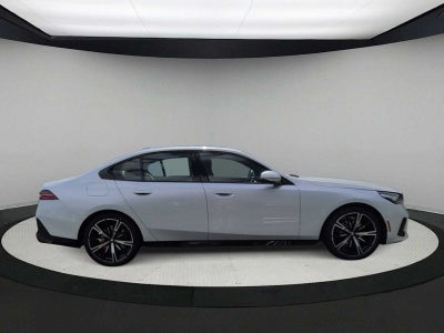 2027 BMW 5 Series 530i xDrive