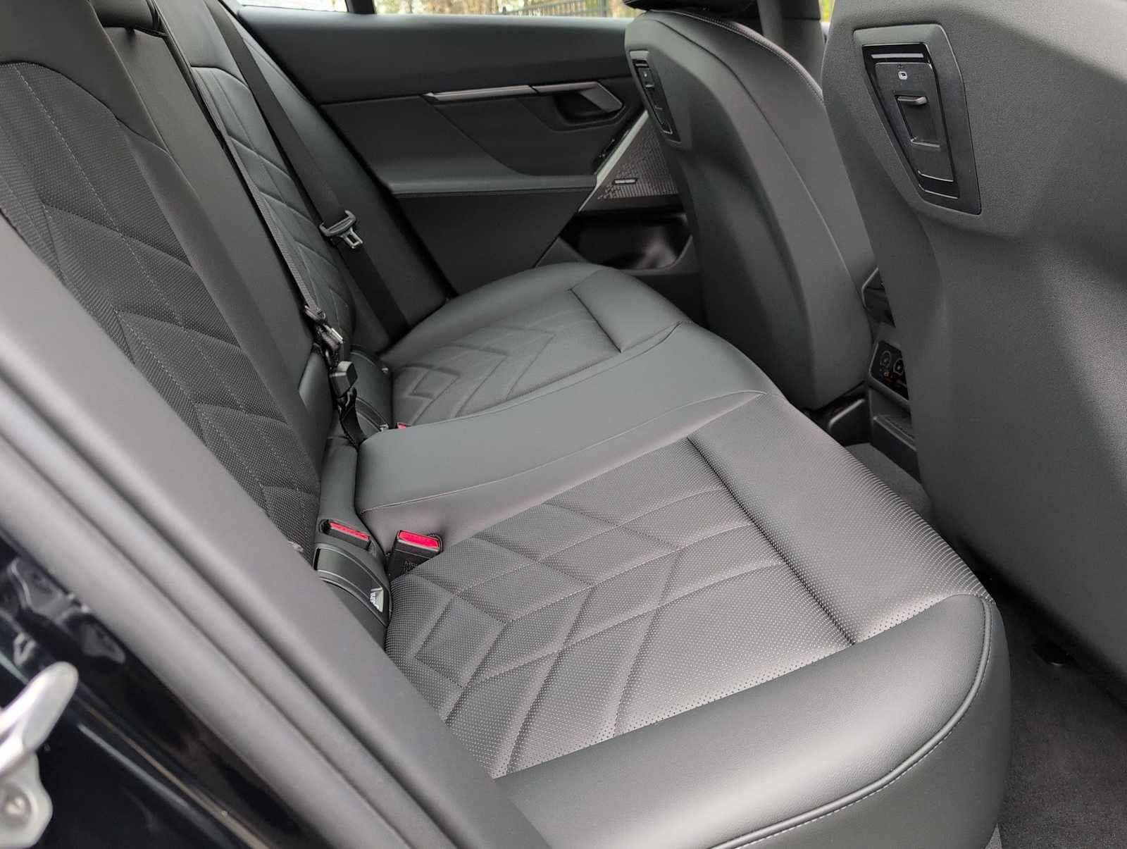 2026 BMW 5 Series 530i xDrive