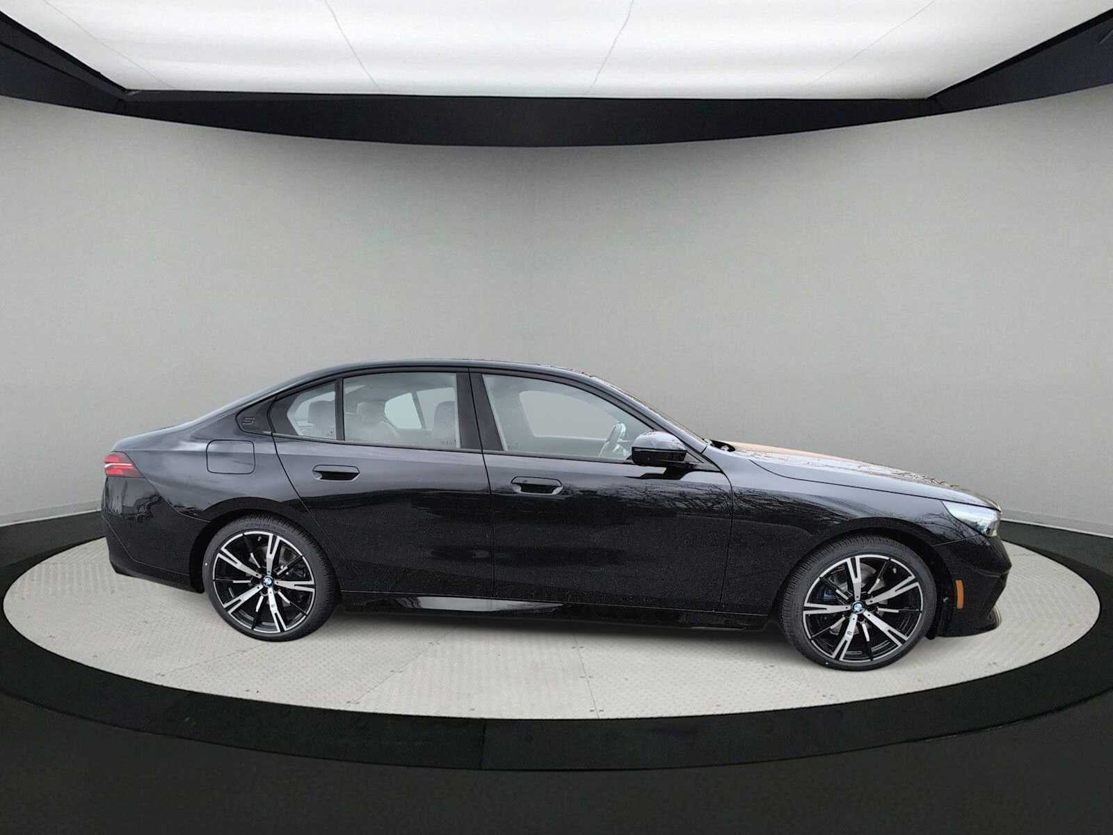 2026 BMW 530i 530i xDrive