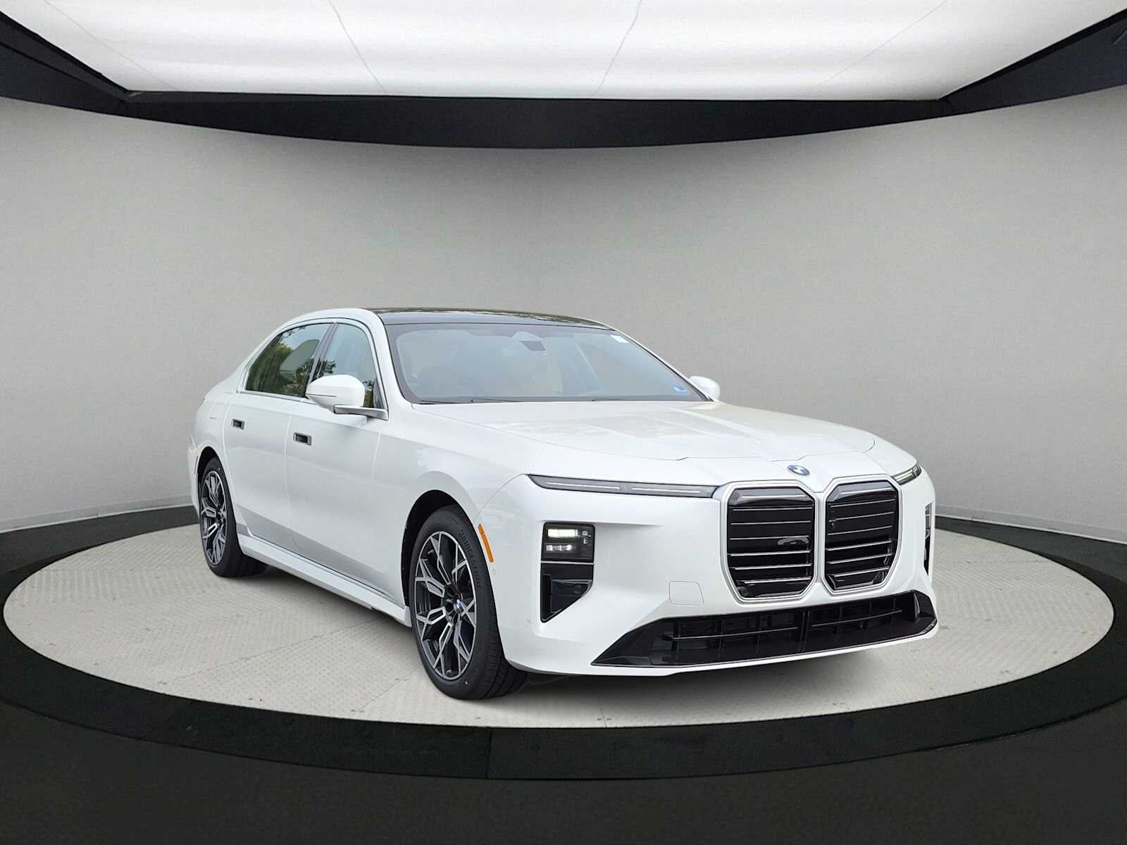 2027 BMW 7 Series 740i xDrive
