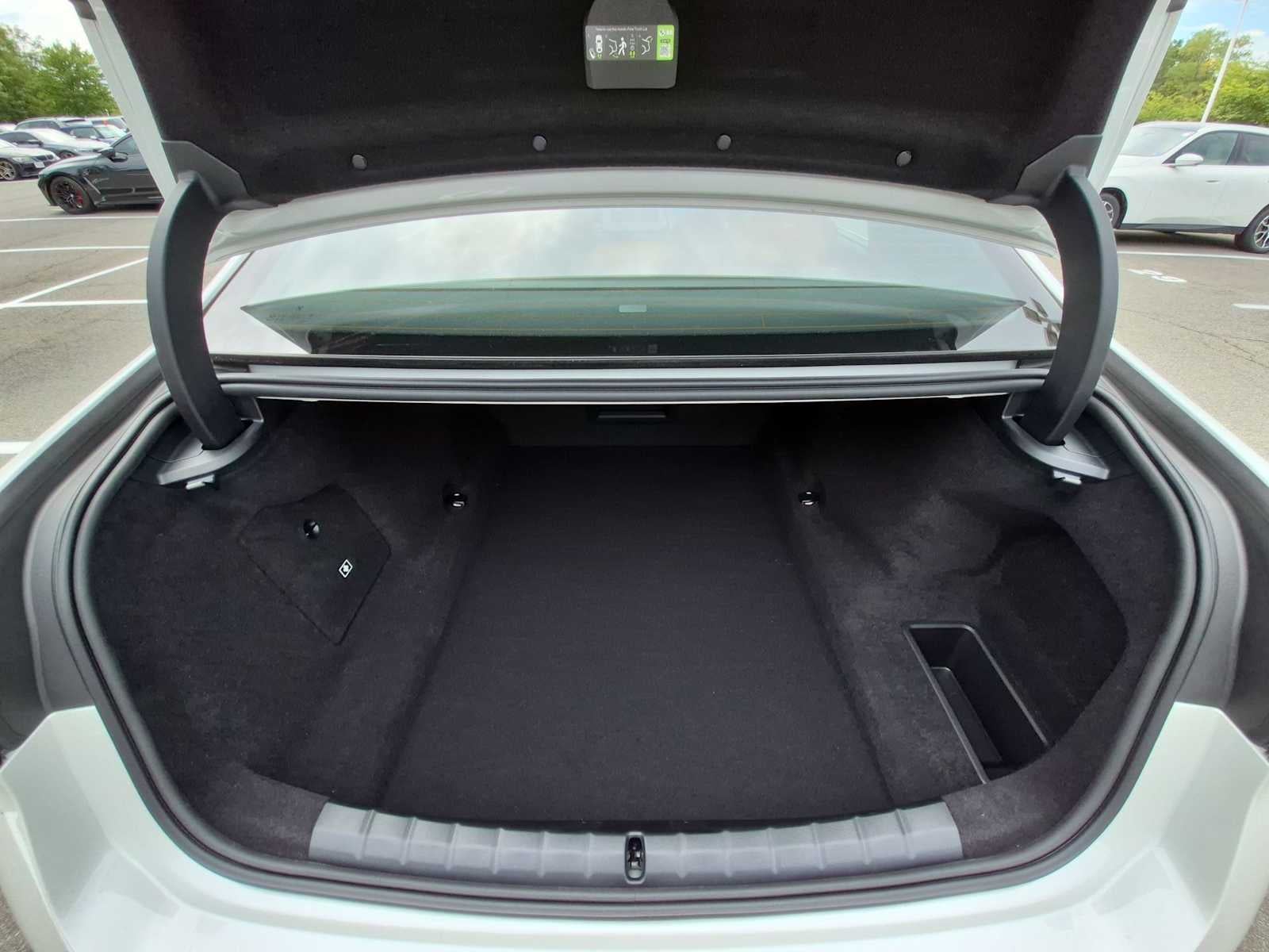 2027 BMW 7 Series 740i xDrive