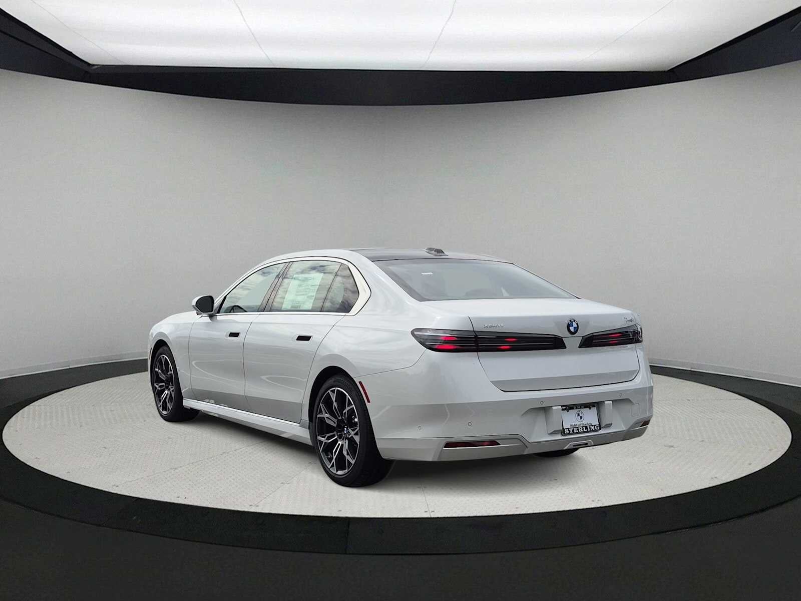 2027 BMW 7 Series 740i xDrive