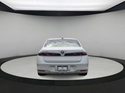 2027 BMW 7 Series 740i xDrive