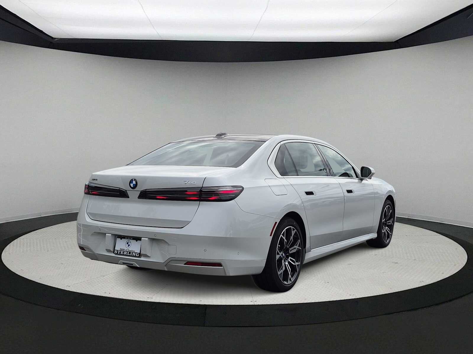 2027 BMW 7 Series 740i xDrive