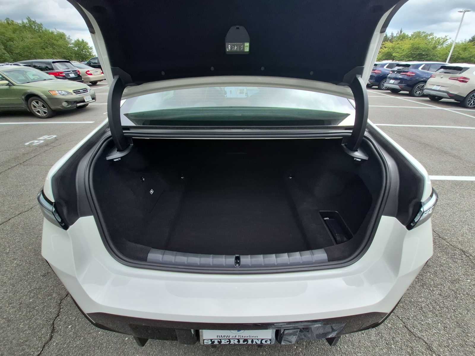 2027 BMW 7 Series 740i xDrive