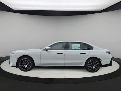 2027 BMW 7 Series 740i xDrive