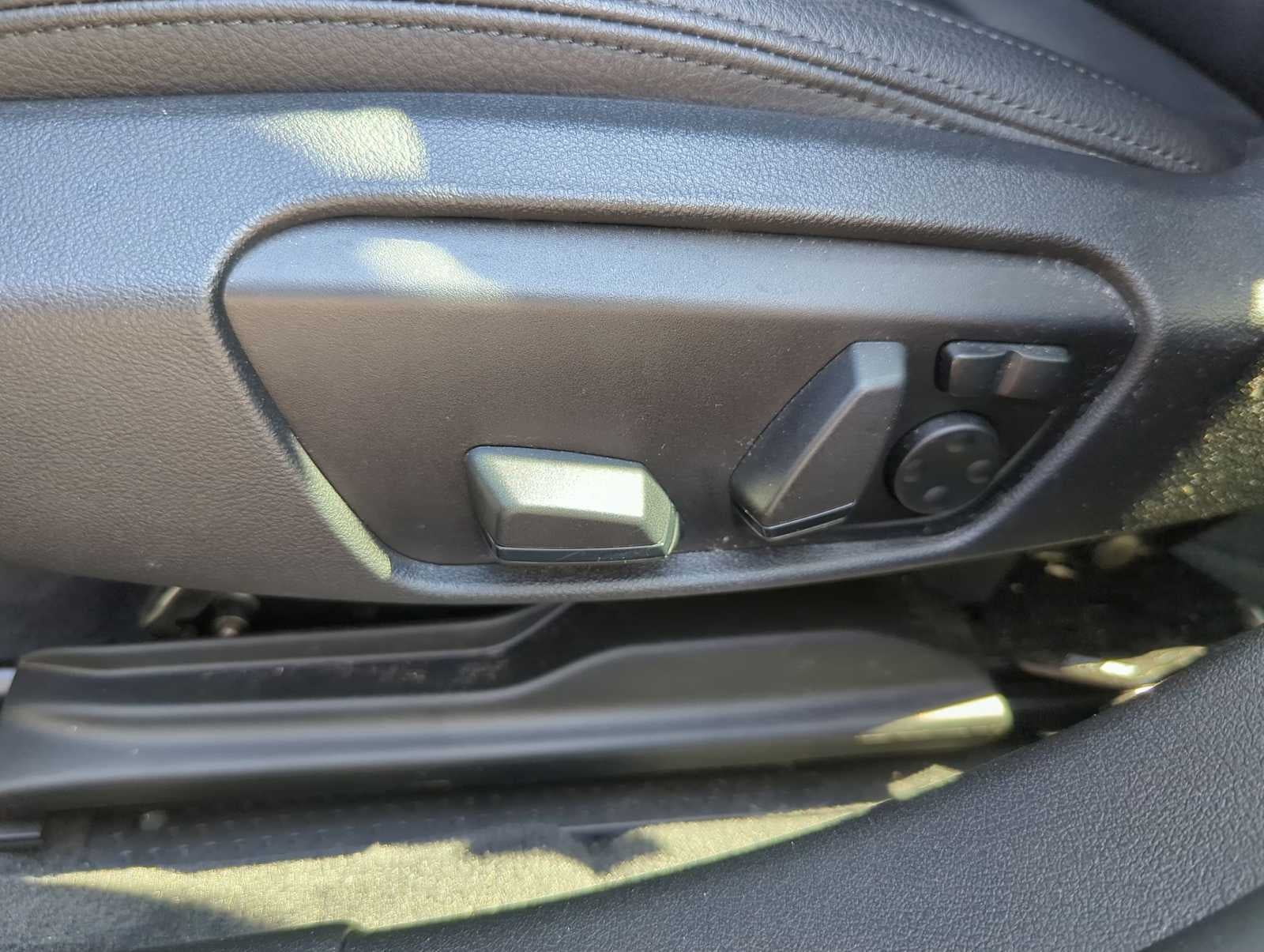 2022 BMW 228xi 228i xDrive