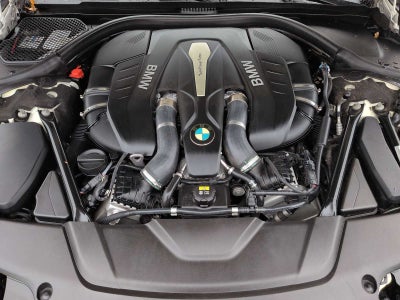 2016 BMW 750i 750i