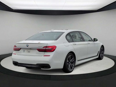 2016 BMW 750i 750i