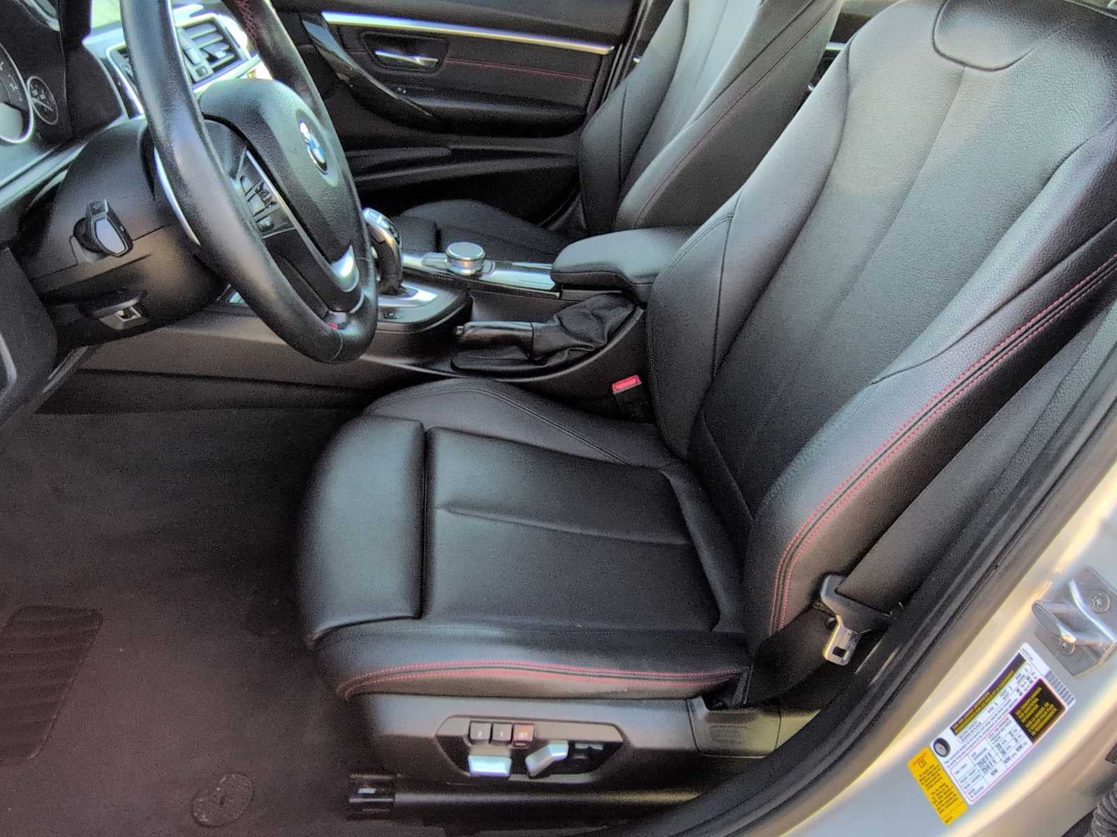 2018 BMW 3 Series 330i