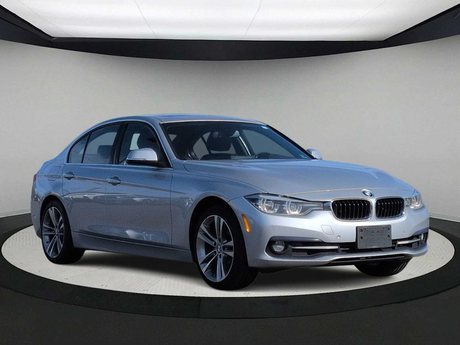 2018 BMW 3 Series 330i