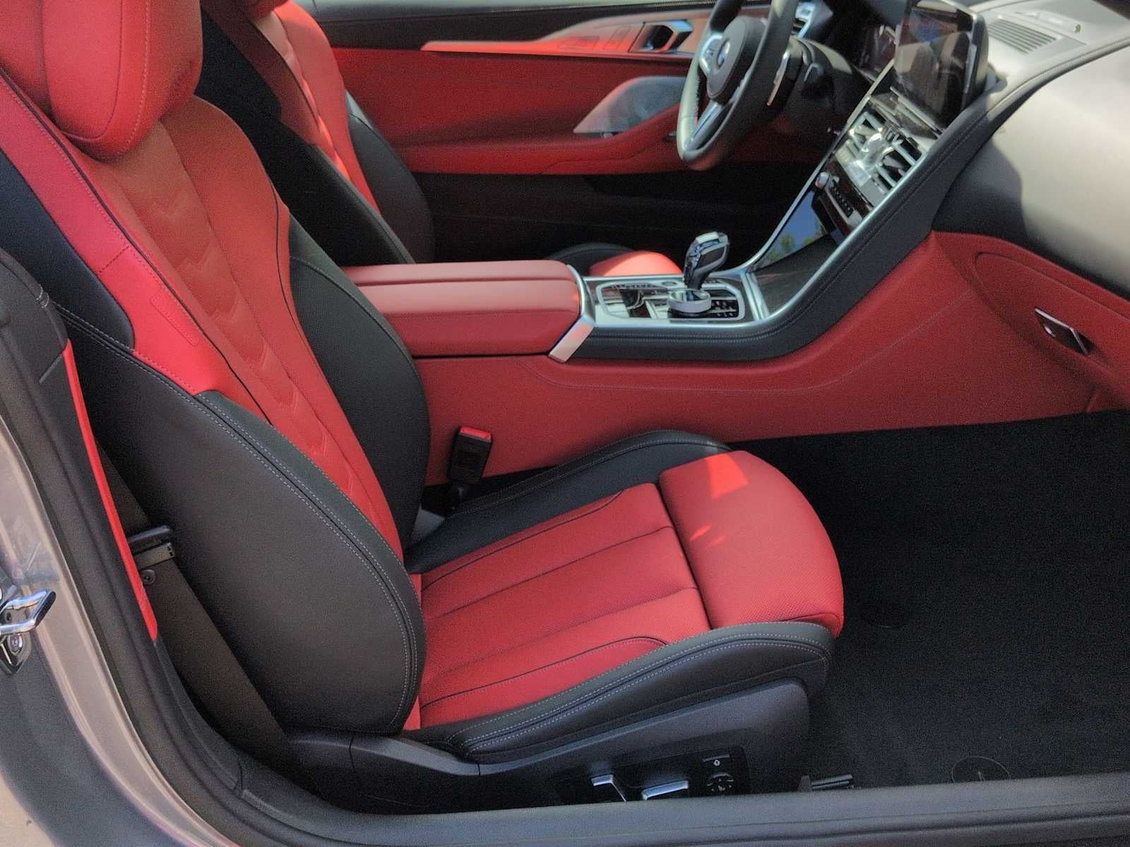 2026 BMW 8 Series M850i xDrive