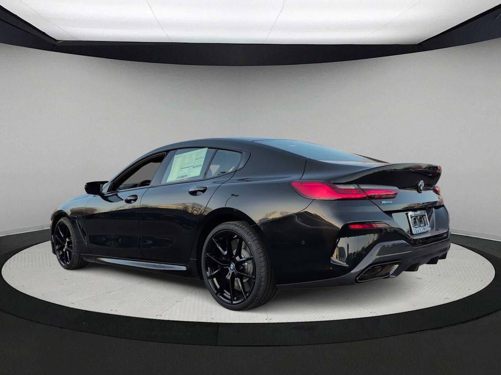 2026 BMW 8 Series M850i