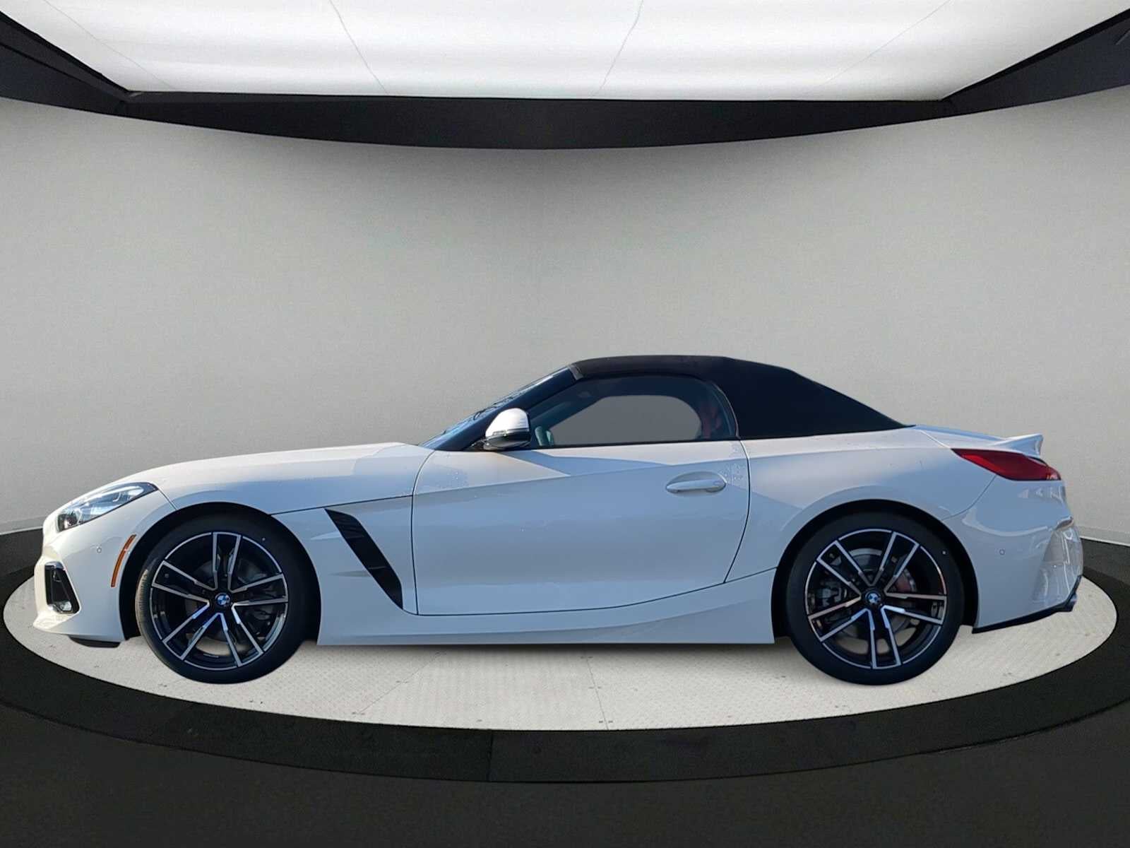 2026 BMW Z4 sDrive30i
