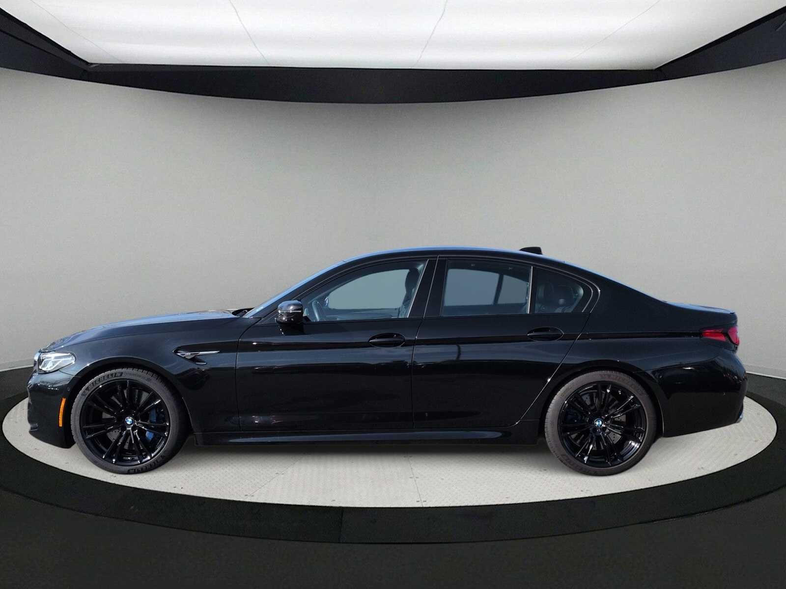 2023 BMW M5 Sedan